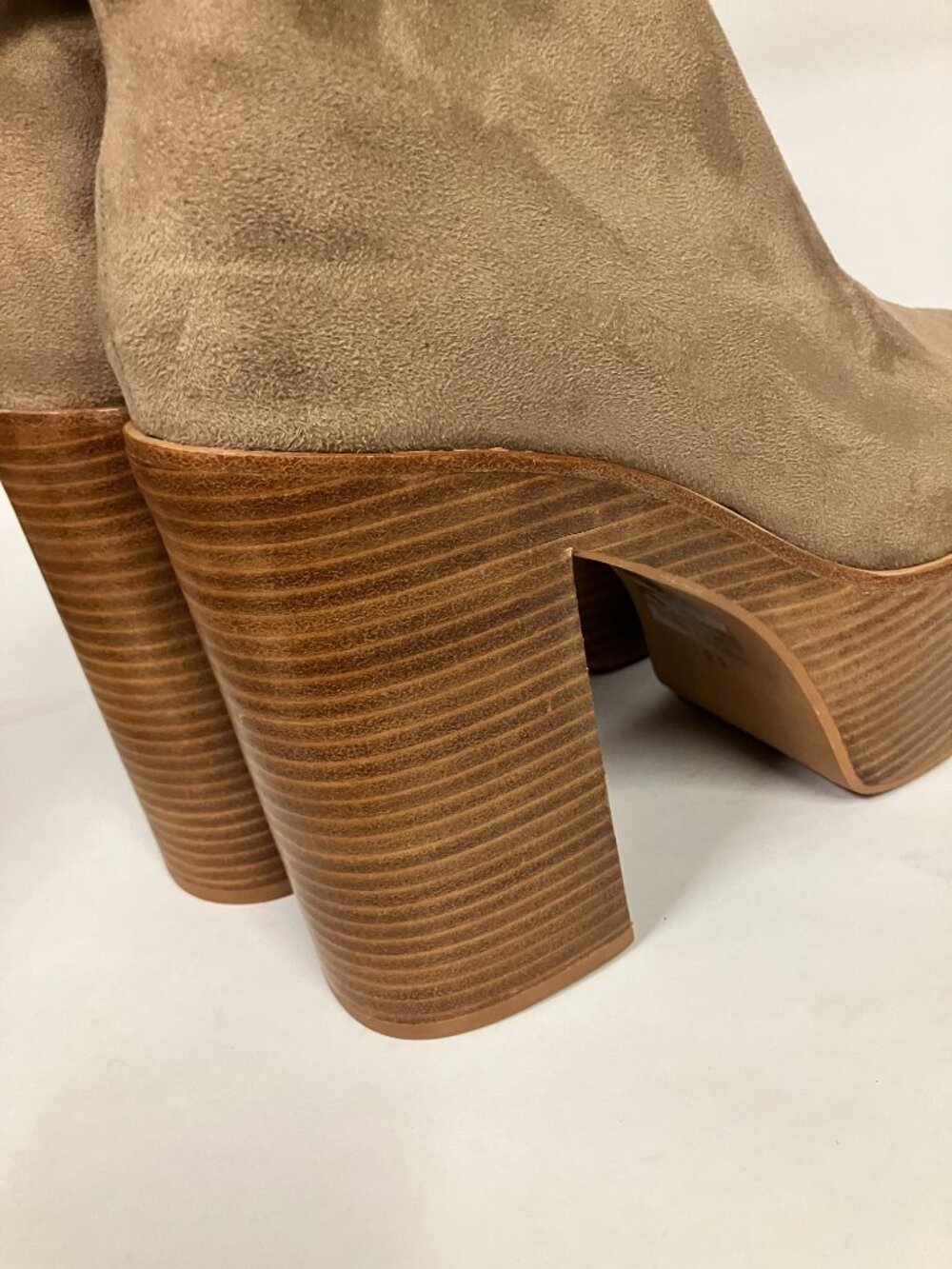 *HOT* Jeffrey Campbell 2022 MEXIQUE-3 Boots, Taupe, Stretchy Suede, Size 8.5! - Picture 6 of 15